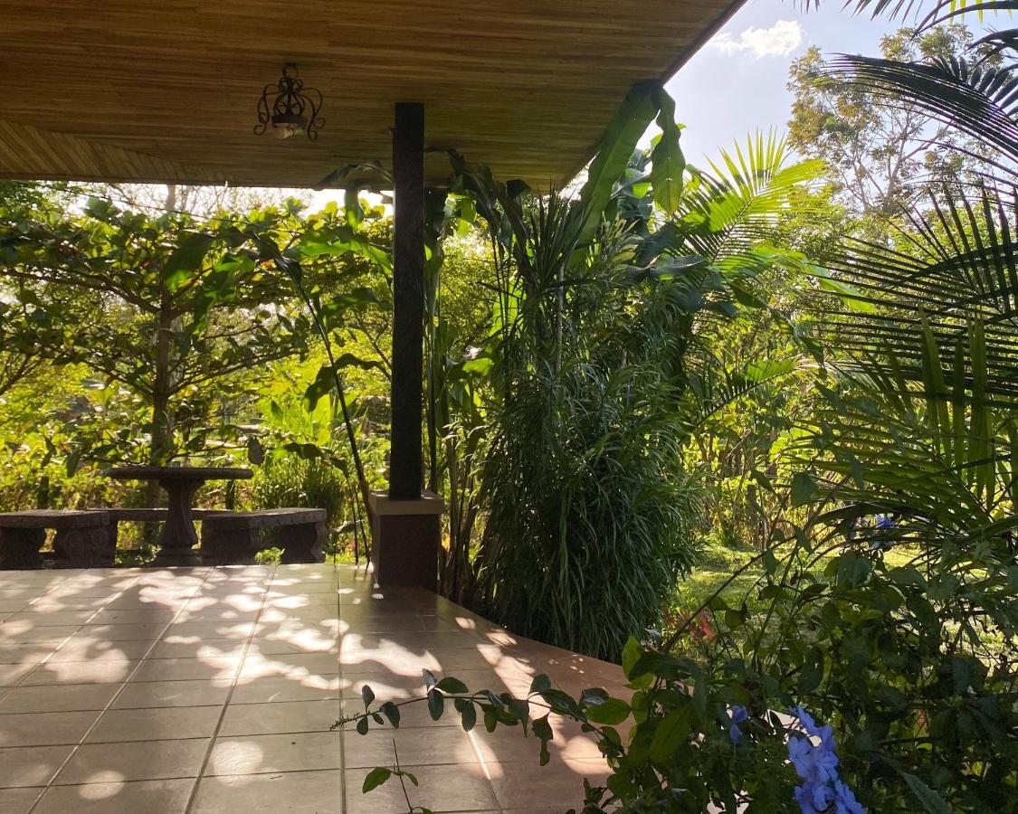 Villa Hortensias La Fortuna Exterior foto